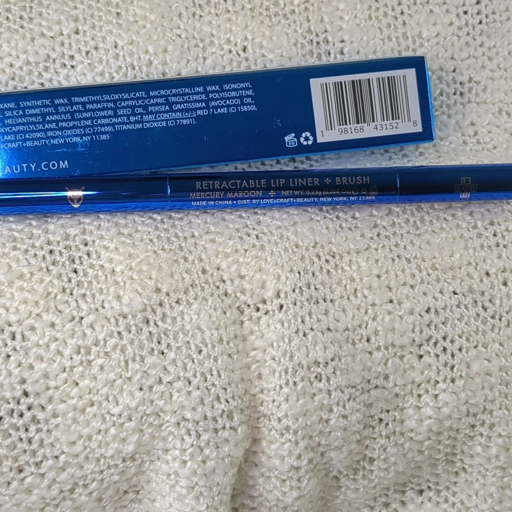 LOVE💠CRAFT💠BEAUTY Retractable Lip Liner + Brush in Mercury Maroon , 0.23g/0.0